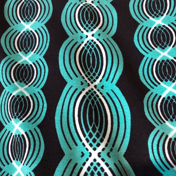 EUC Women’s Turquoise Patterned Maxi Dress - Picture 7 of 9